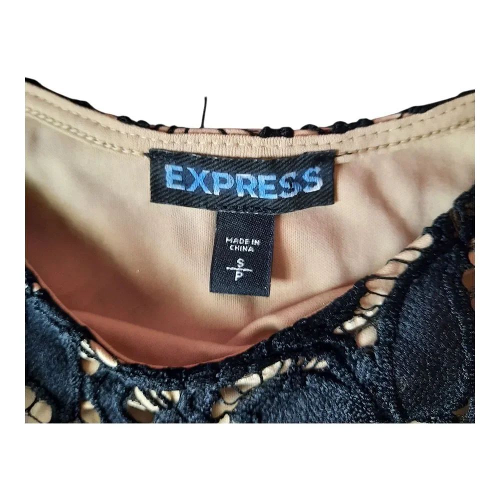 Express Black Lace Blouse - Picture 2 of 3
